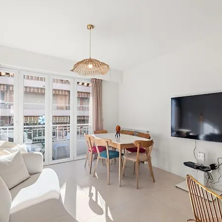 3 Pieces Les Pins Cosy Et Luxueux Apartment