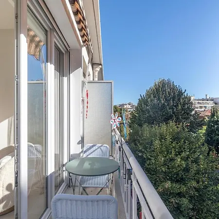 3 Pieces Les Pins Cosy Et Luxueux Apartment Juan-les-Pins